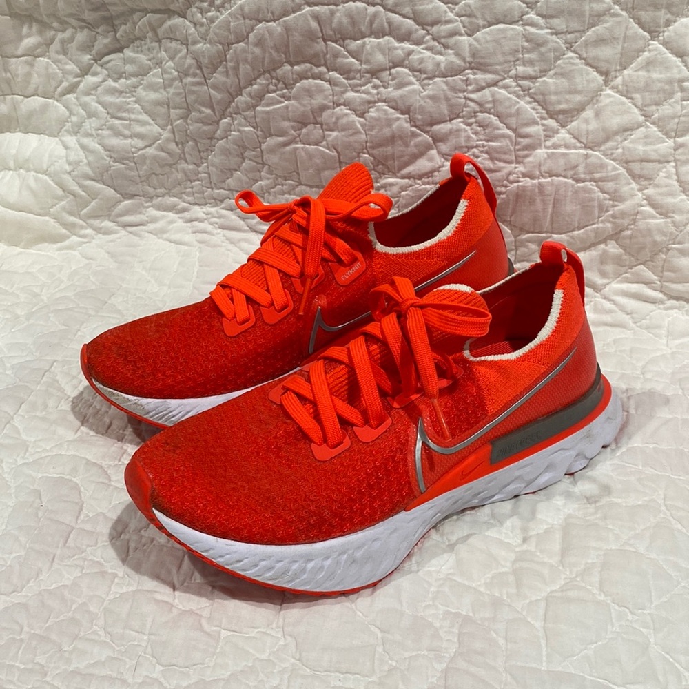 Nike FlyKnit React Half Marathon Sneaker Size 7.5